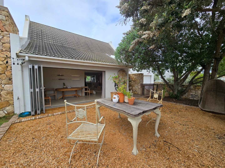 3 Bedroom Property for Sale in Stilbaai Wes Western Cape